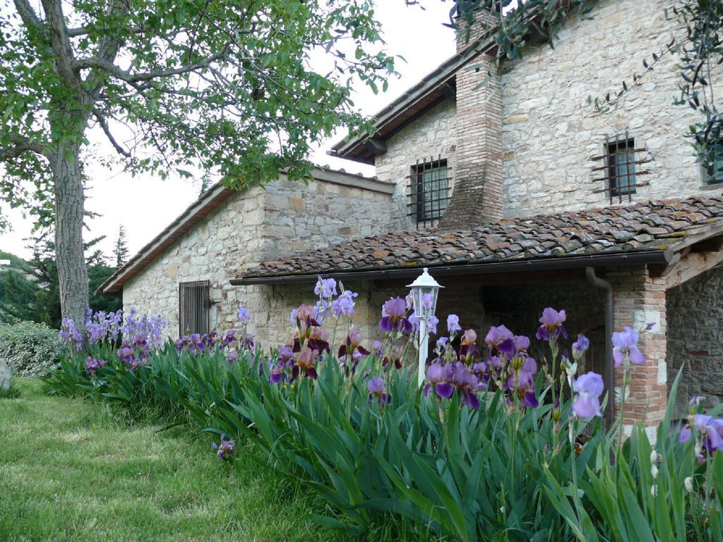 Vila Borgo Di Vezzano Calenzano Exteriér fotografie